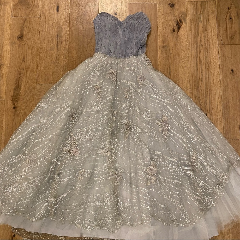 Prom dress wedding dress gown